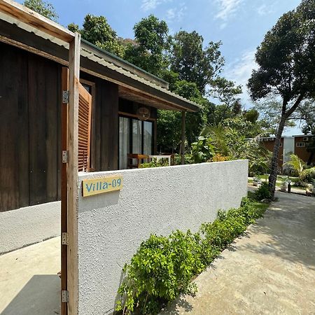 One Beach Resort By Ehm Koh Rong Sanloem Exterior photo