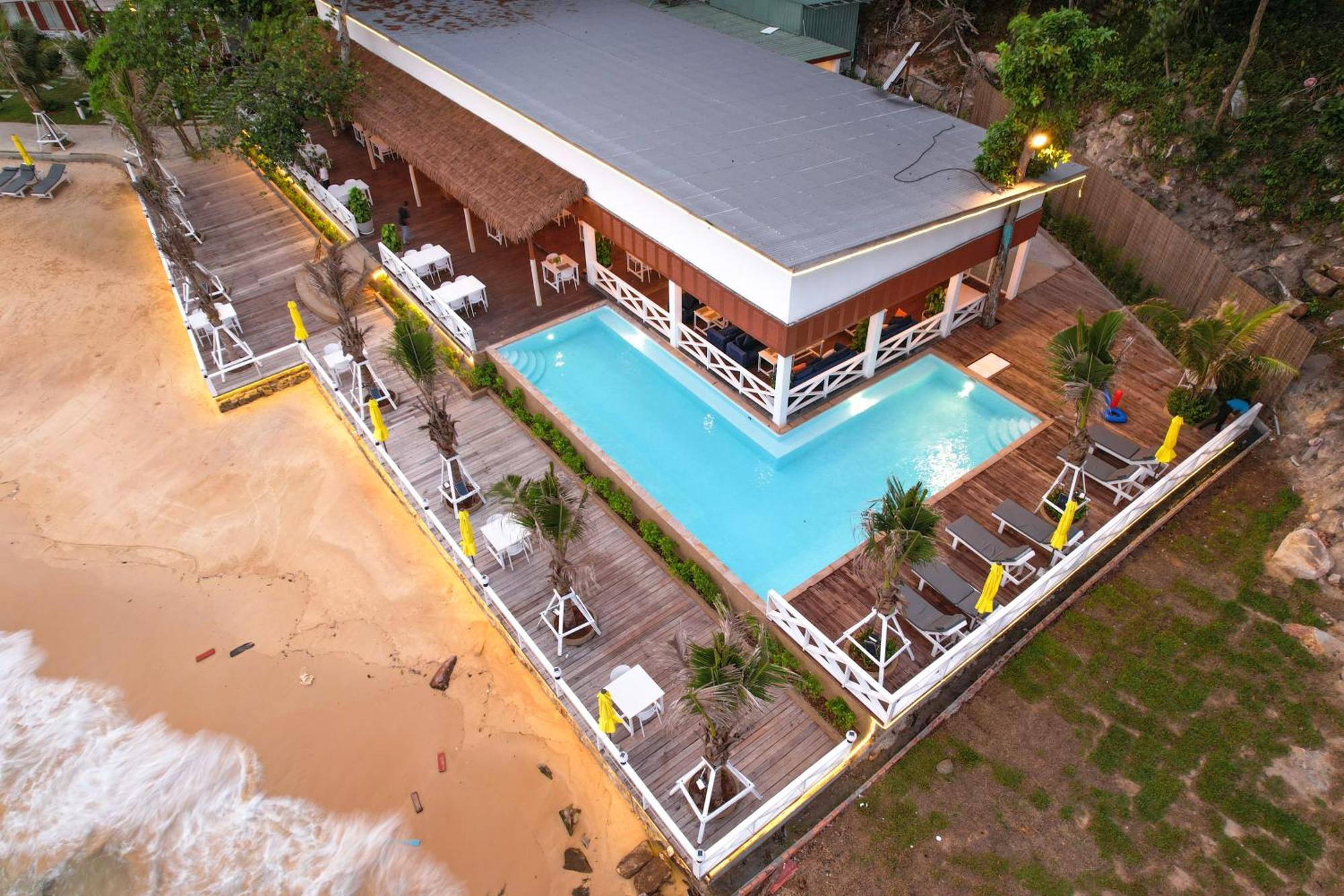 One Beach Resort By Ehm Koh Rong Sanloem Exterior photo