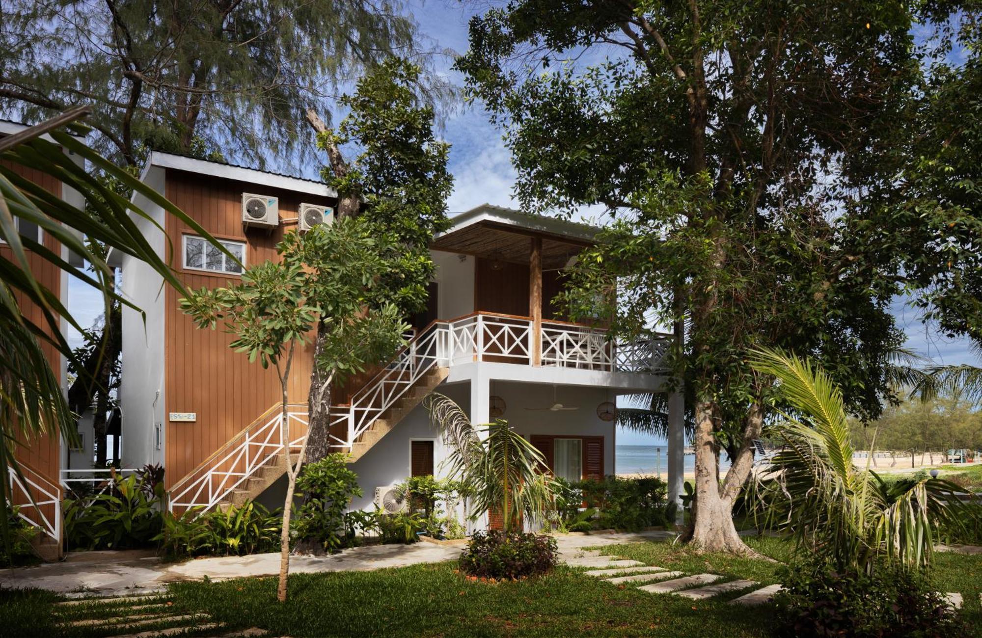 One Beach Resort By Ehm Koh Rong Sanloem Exterior photo